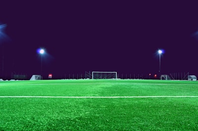 فرنساوالأرجنتيناليوممباشرمواجهةكرويةأسطوريةفيالملاعب